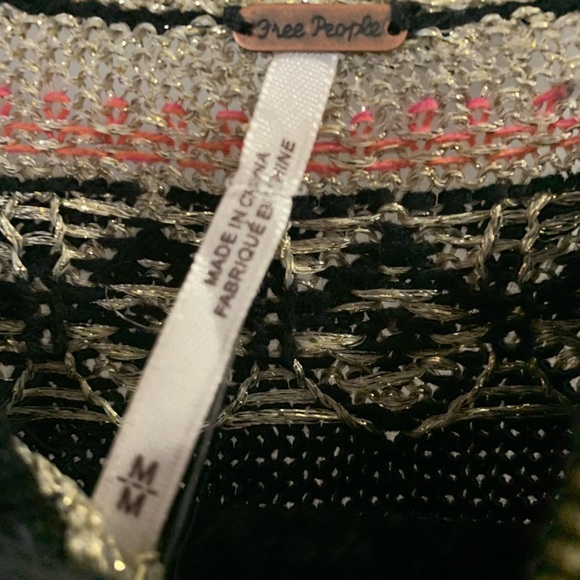 🌟✖️SOLD✖️🌟🖤Free People🖤🌟 Cozy Cottage Sweater - Picture 14 of 14